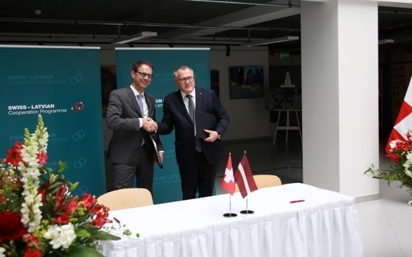 Cérémonie de signature de l’accord-cadre en Lettonie