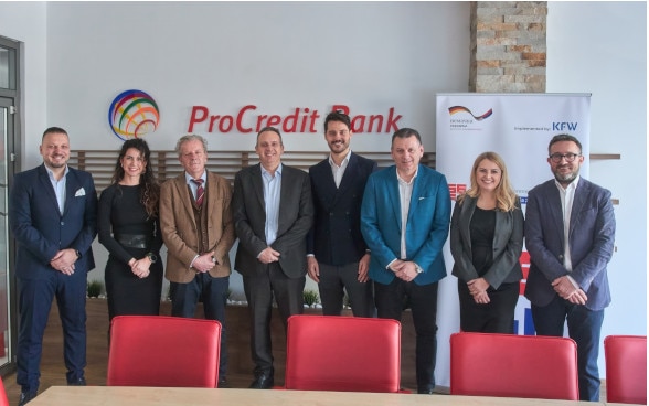 Signed Partnership Agreement between Serbian Foundation for Entrepreneurship and ProCredit Bank