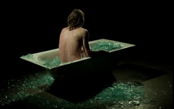 YannMarussich_BAIN BRISÉ