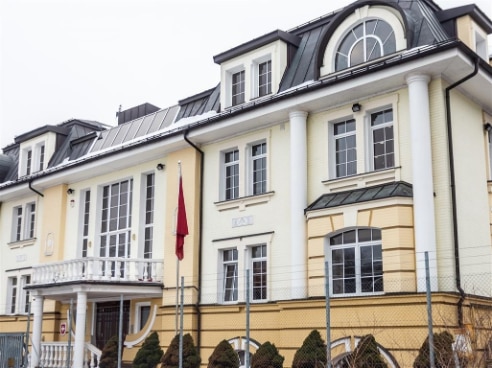 Посольство Швейцарії у Києві, Україна