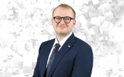 Portrait photo of Marc Reichlin.