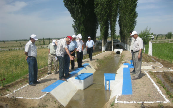 Water flume meters at Farmer Filed Schools