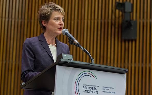 Federal Councillor Simonetta Sommaruga speaks at the plenary meeting of the UN Summit for Refugees and Migrants.