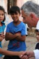 Federal Councillor Didier Burkhalter shared a moment with the children of Hay Al-Gharbeh in Lebanon. FDFA