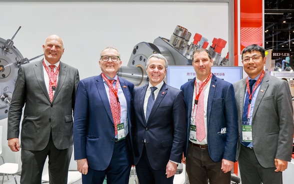 Bundesrat Ignazio Cassis besuchte die internationalen Ausstellung für Werkzeugmaschinen in China (CIMT).