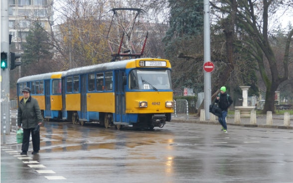 Altes Tram in der bulgarischen Hauptstadt Sofia
